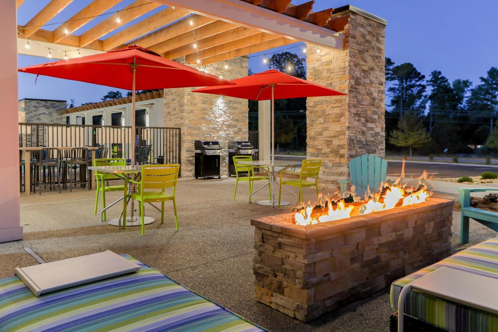 Home2 Suites By Hilton Alcoa Knoxville Airport Exterior photo