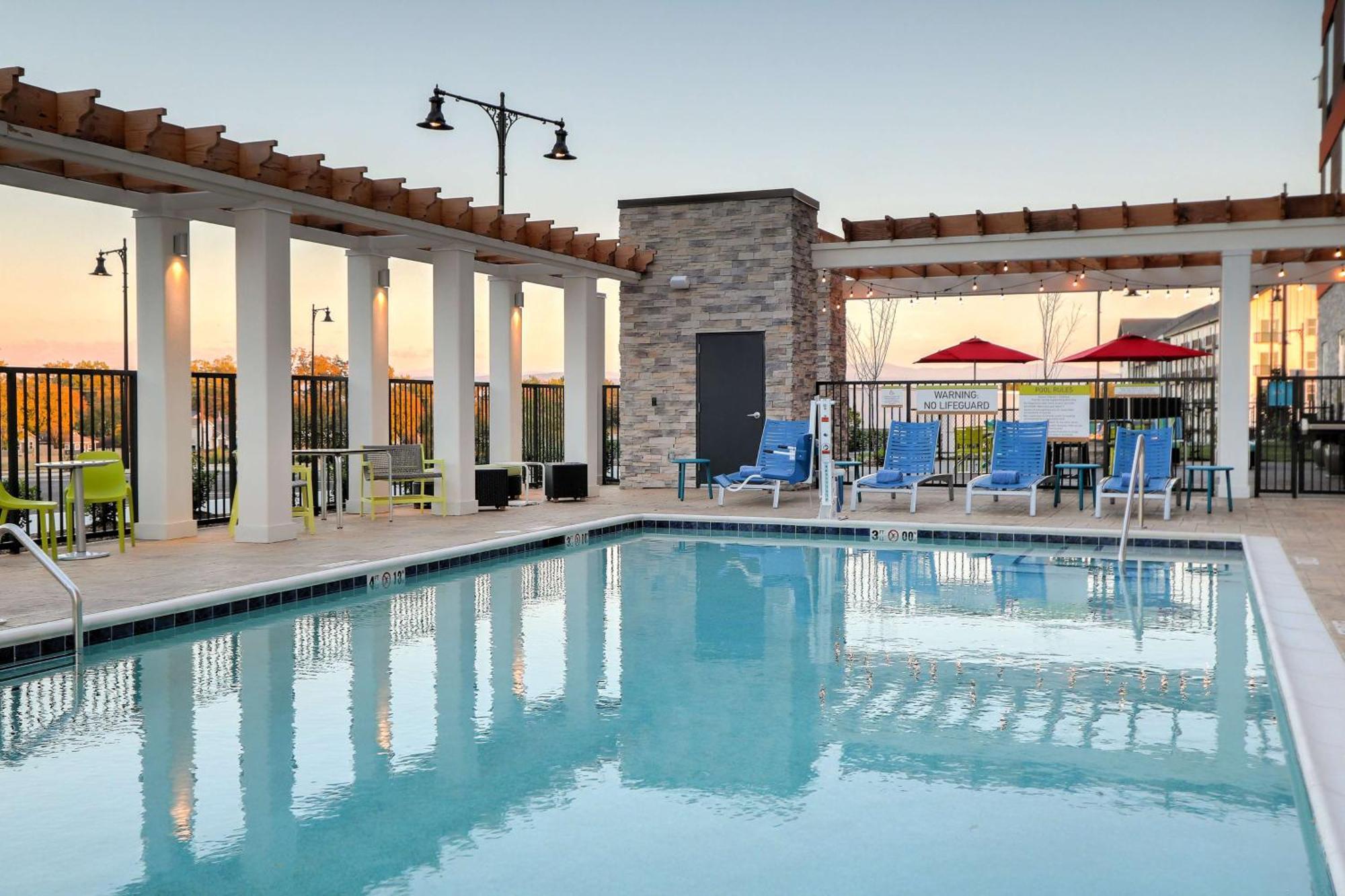 Home2 Suites By Hilton Alcoa Knoxville Airport Exterior photo